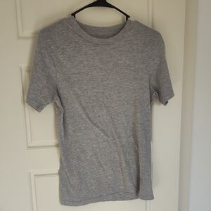 New Balance Light Gray Men's Short Sleeve Tee